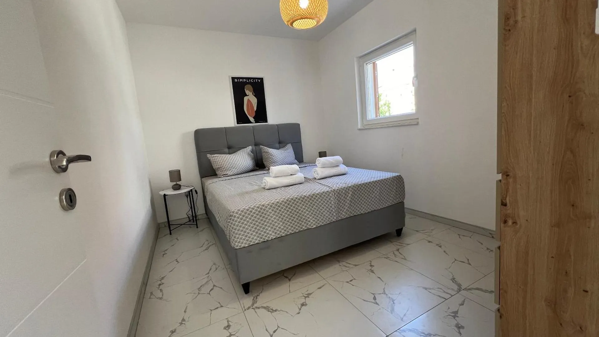 First Apartments Vir 0*,